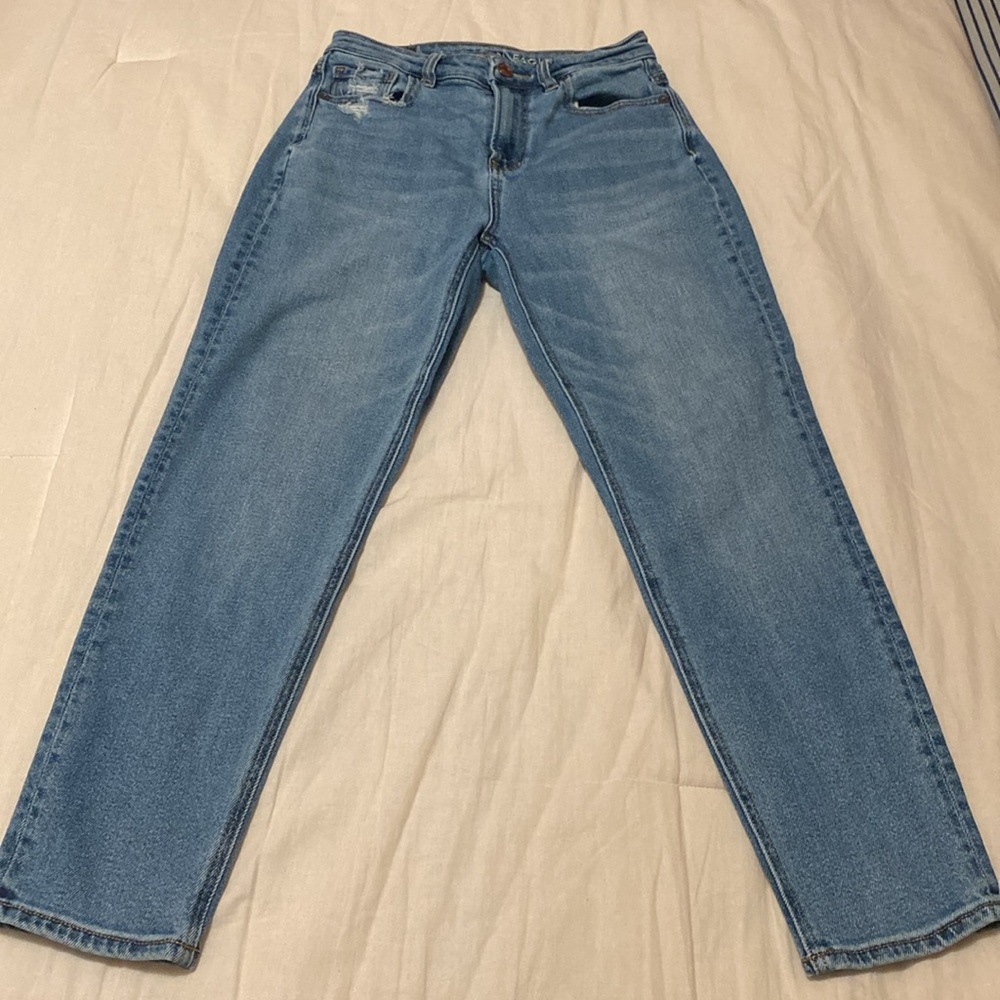 AE Mom Jean